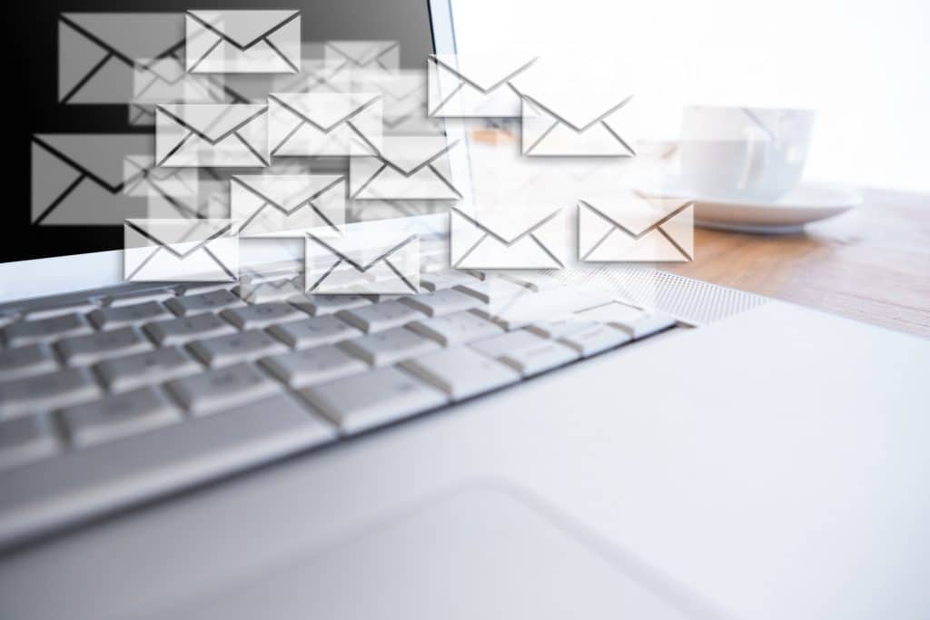 Agende um check-in por e-mail