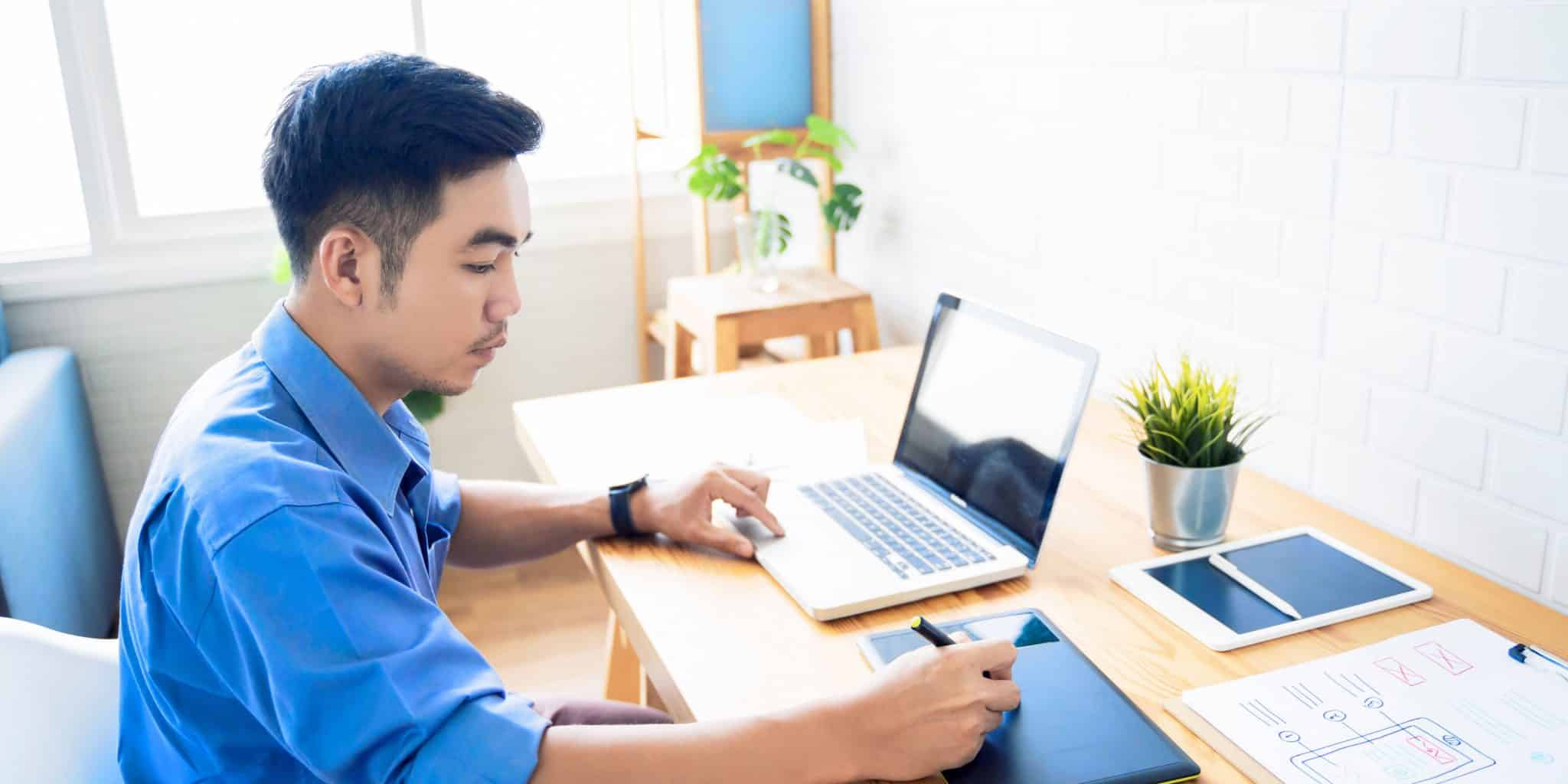 AI-Powered vs Traditional: Choosing the Right AI Time Tracking Software