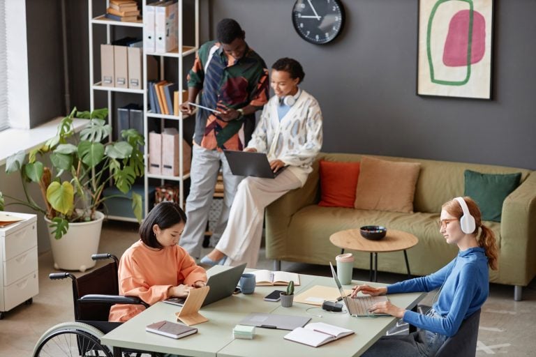 From Time Logs to Paychecks: Complete Payroll Integration Guide for 2026 