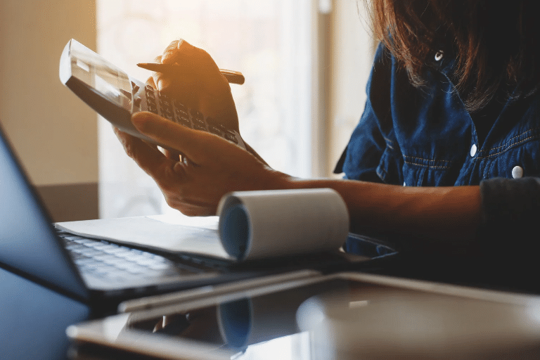 Semi-monthly vs biweekly payroll comparison